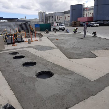 CASTING OF CONCRETE SPILL SLABS